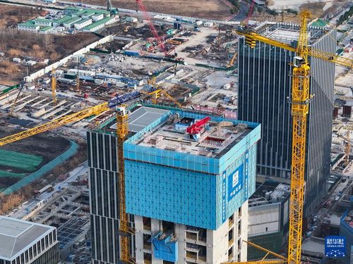 南京 空中造樓機賦能智慧建造，開啟綠色施工新篇章